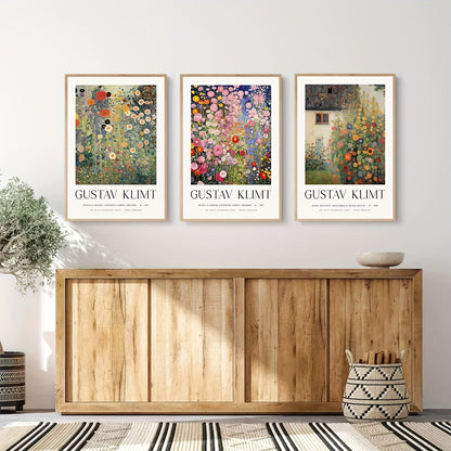 Set med 3 posters med blommotiv av Gustav Klimt